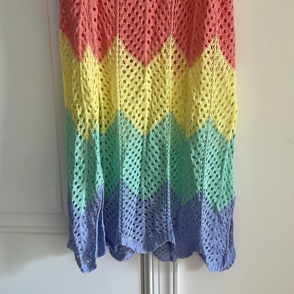 Colorful Crochet Cover Up M pit to pit 16 30 inches long - Picture 4 of 4